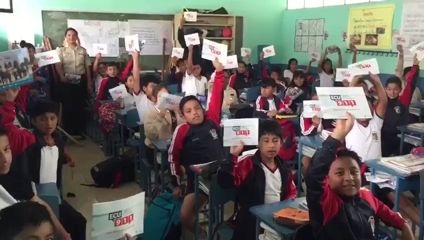 Estudiantes en clase primaria